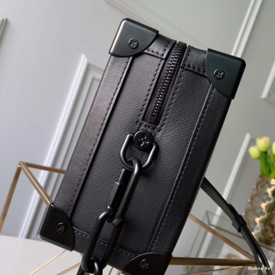 Louis Vuitton TRUNK SOFT 0814